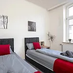 Livemore24 - 5 In Hoch Wlan - Smart-tv - 24-7 Check-in Und Kueche *