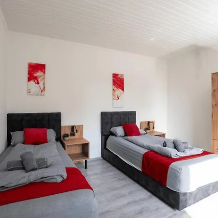 Livemore24 - 5 In Hoch